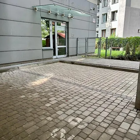 Metro Szwedzka Апартаменты Варшава